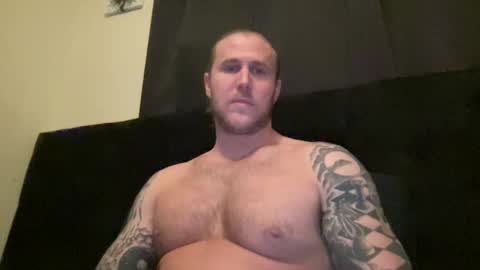 Snapshot of mac_drew chatting on January 27, 2:20 am mac_drew online show from January 27, 2:20 am