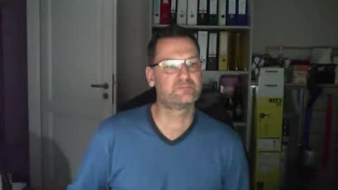 macfly67 online show from March 18, 6:55 pm