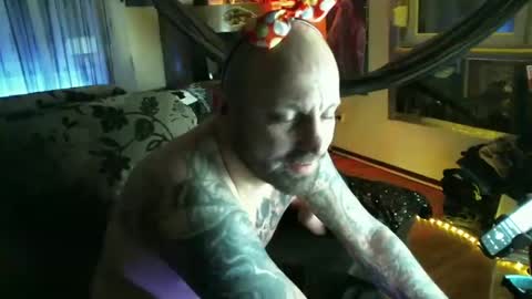 Manuel online show from March 2, 4:07 am