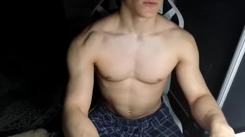 Sexyboymadison online show from March 14, 10:28 pm