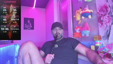 Snapshot of magabear chatting on January 13, 8:47 am Magabear online show from January 13, 8:47 am
