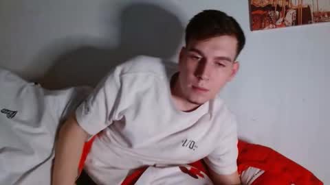 magic_fantasy77 online show from November 25, 6:04 am