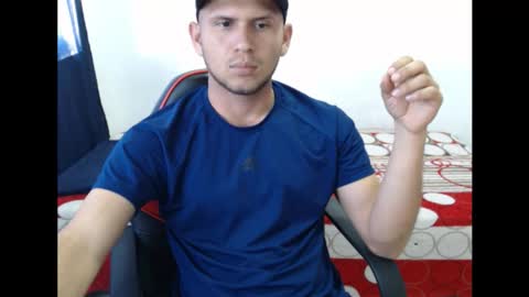 Snapshot of maik_135 chatting on October 19, 9:40 pm maicol online show from October 19, 9:40 pm