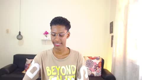 Snapshot of maiki18 chatting on February 6, 1:32 pm I am Maik online show from February 6, 1:32 pm