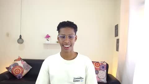 Snapshot of maiki18 chatting on February 8, 1:54 pm I am Maik online show from February 8, 1:54 pm
