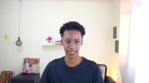 Snapshot of maiki18 chatting on March 7, 2:23 pm I am Maik online show from March 7, 2:23 pm