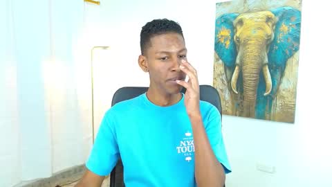 Snapshot of maiki18 chatting on September 18, 8:55 pm I am Maik online show from September 18, 8:55 pm