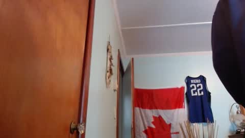 Snapshot of mainecollegeboy chatting on December 3, 4:39 pm mainecollegeboy online show from December 3, 4:39 pm