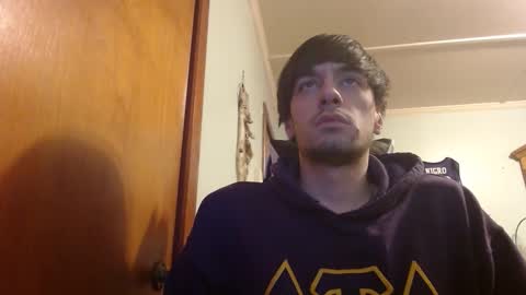 Snapshot of mainecollegeboy chatting on February 18, 12:37 am mainecollegeboy online show from February 18, 12:37 am