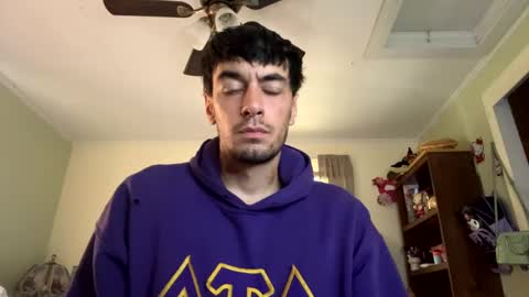 Snapshot of mainecollegeboy chatting on October 7, 8:13 pm mainecollegeboy online show from October 7, 8:13 pm