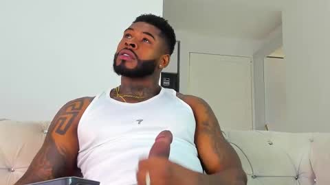 Makonnen online show from November 30, 8:22 pm