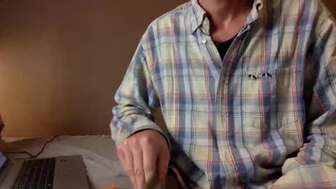 malefrench1 online show from January 11, 2:43 pm