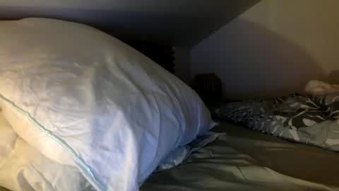 mamattv online show from April 5, 8:49 pm