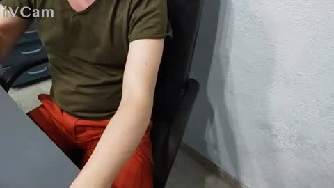 Al online show from June 12, 3:32 pm