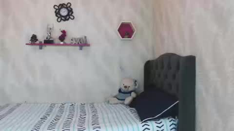 man_sant11 online show from September 8, 3:00 pm