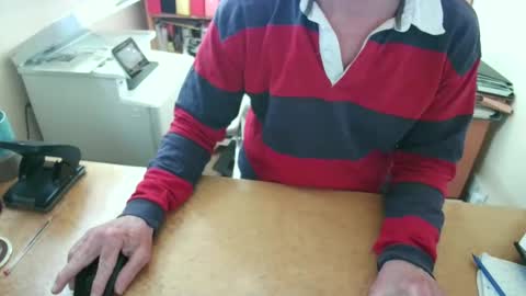 manbitcher online show from April 8, 8:25 am