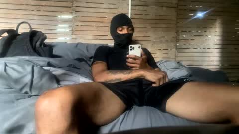 Snapshot of mani4sexy chatting on October 5, 5:28 pm Mani4sexy online show from October 5, 5:28 pm