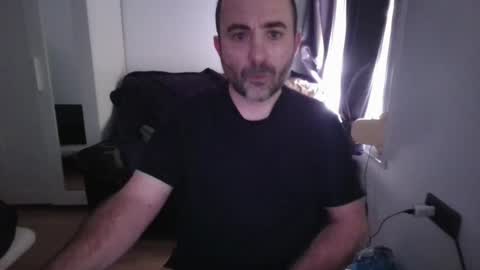 manuserita online show from July 31, 3:33 pm