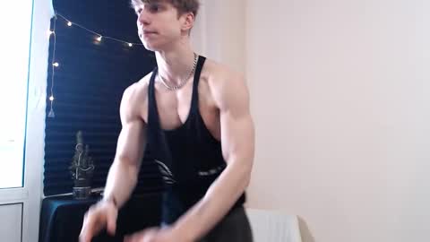 marc_solo online show from February 15, 8:56 am