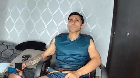 Snapshot of marckmuscle chatting on February 26, 1:53 am Marck Independent model online show from February 26, 1:53 am