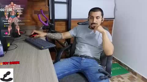 Snapshot of marckmuscle chatting on October 3, 3:22 am Marck Independent model online show from October 3, 3:22 am