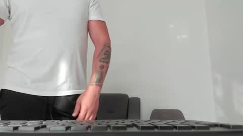 MarcoLuxxx online show from June 26, 4:48 am