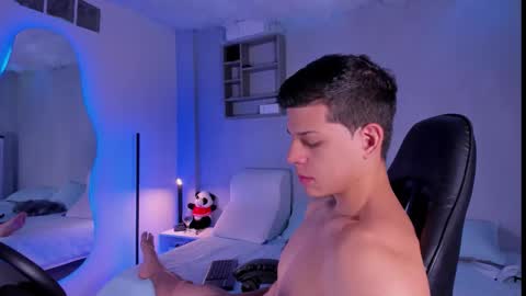 Marco Sullivan online show from December 5, 3:41 pm