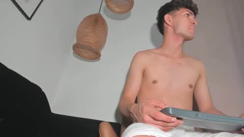 Snapshot of marcus_fire chatting on December 31, 5:33 am marcus_fire online show from December 31, 5:33 am