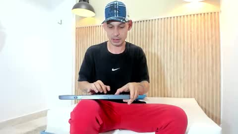 marcus_smithh online show from October 10, 5:56 am