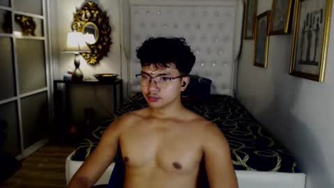 marcusmason1 online show from December 17, 2:13 pm