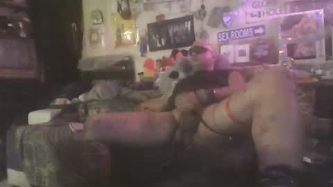 Ray online show from April 13, 1:28 am