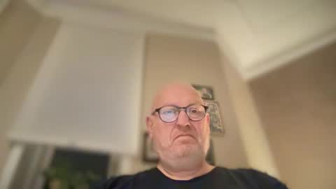 Snapshot of mark1963sub chatting on February 15, 8:01 pm Mark online show from February 15, 8:01 pm