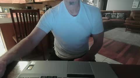 Mark online show from November 23, 12:05 pm