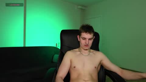 MARK KARSON online show from April 15, 7:58 pm