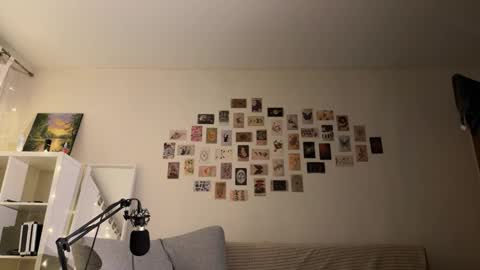 Mark online show from November 21, 3:22 pm