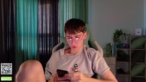 Mark online show from November 16, 3:30 am