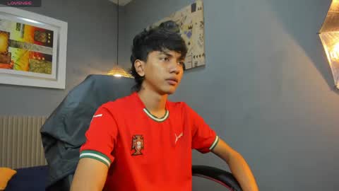 markbowie online show from April 16, 7:14 pm