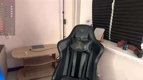 Mark online show from December 21, 2:36 pm