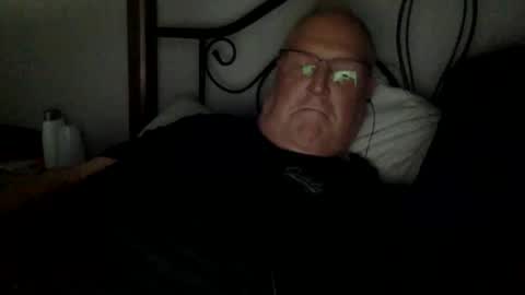 Mark online show from April 6, 7:25 pm