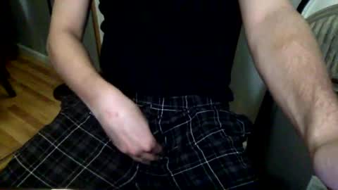 Snapshot of marknas1 chatting on February 6, 2:33 am MarkNas1 online show from February 6, 2:33 am