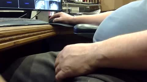 markpanier online show from October 25, 3:52 am