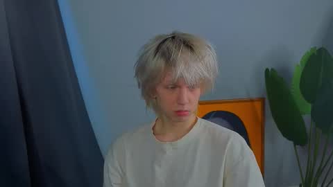 Mark online show from March 6, 1:52 pm