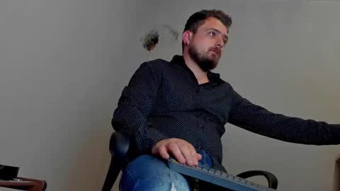 MARK online show from November 17, 8:45 pm