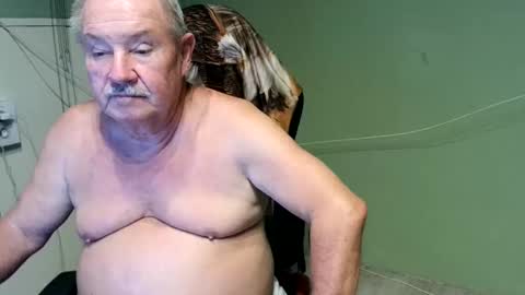 Snapshot of marote6 chatting on March 12, 12:42 am new hot sexy pics and videos of me and my partner on online show from March 12, 12:42 am