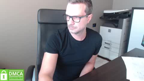 Snapshot of maschiodavide89 chatting on October 2, 11:36 am David online show from October 2, 11:36 am