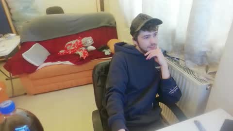 mash_potatoes_are_good online show from March 31, 3:36 pm