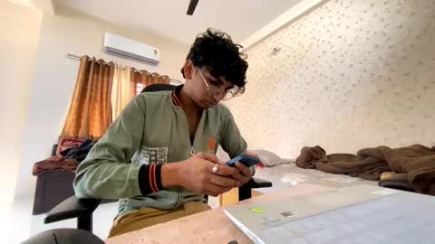 maskboyz2003 online show from November 23, 4:01 am