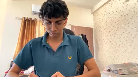 maskboyz2003 online show from November 28, 4:48 am