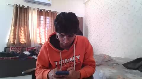 Mask Boy online show from November 13, 3:55 am