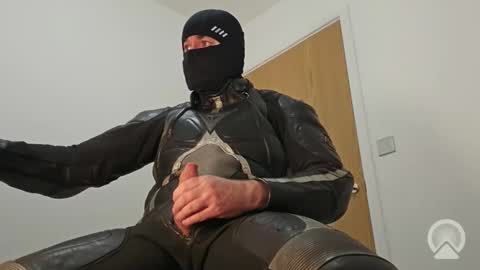 leatherbiker online show from November 7, 9:18 pm